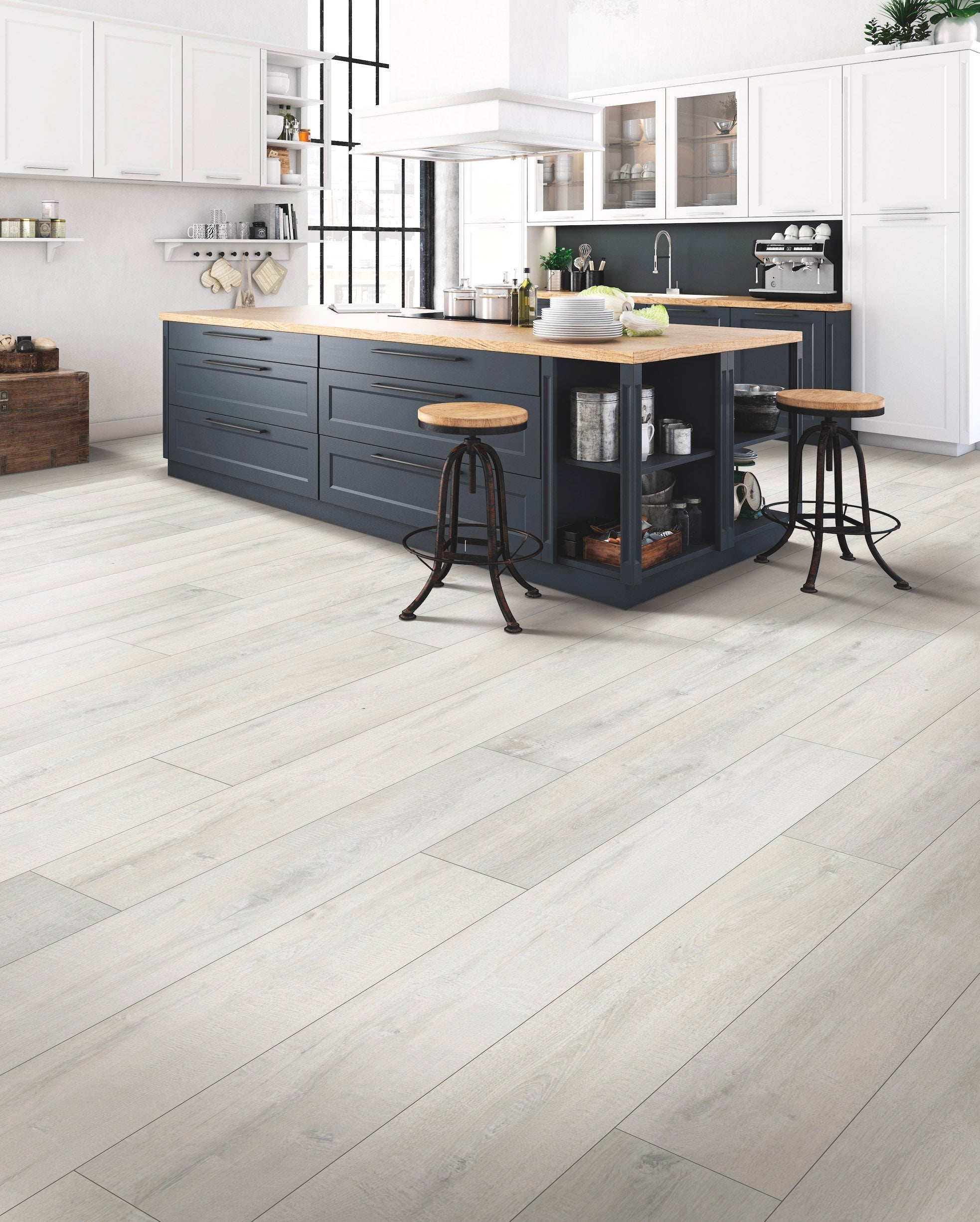 Pros and Cons of Laminate Flooring in Your Kitchen
