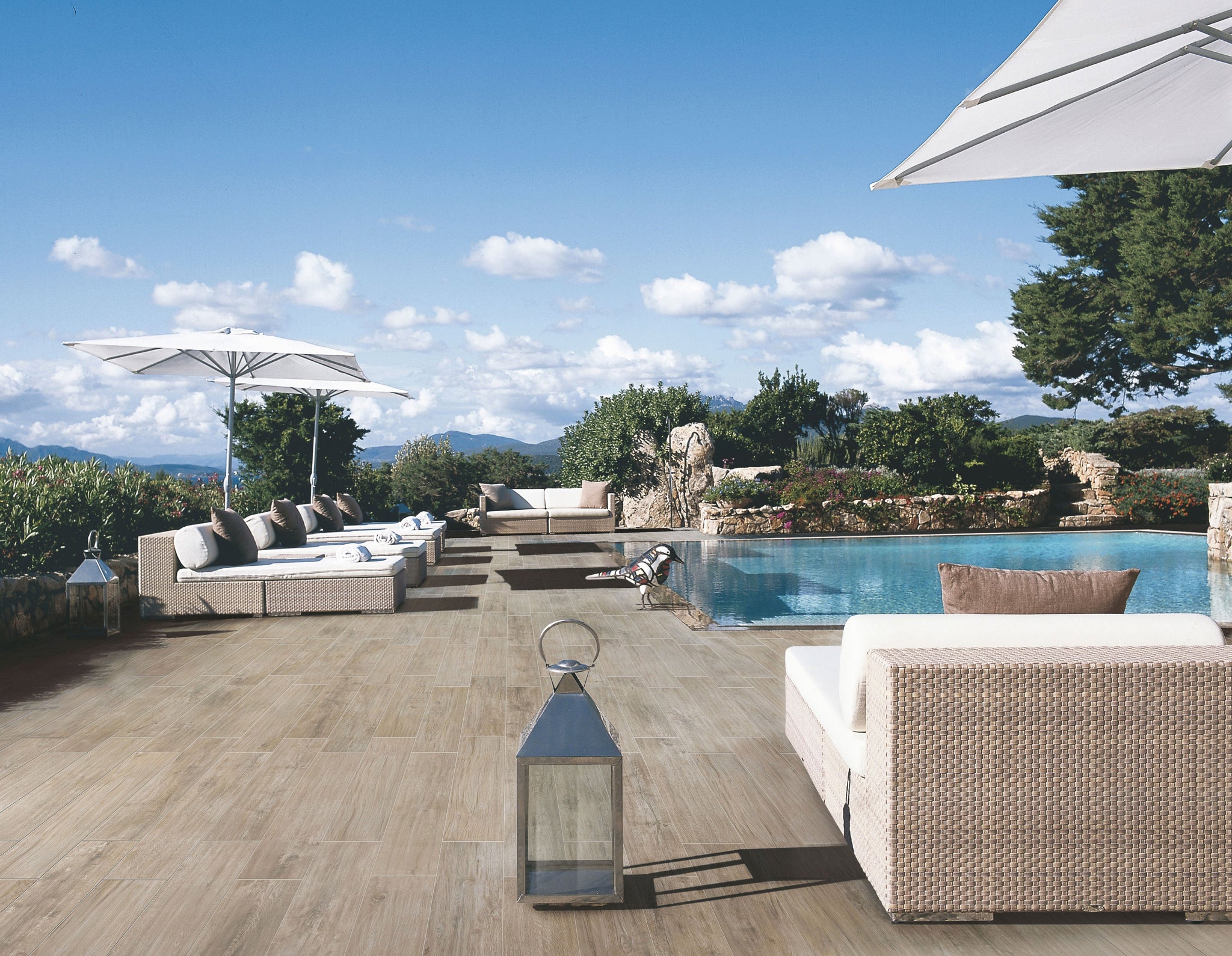 Refresh Your Outdoor Space with Tile