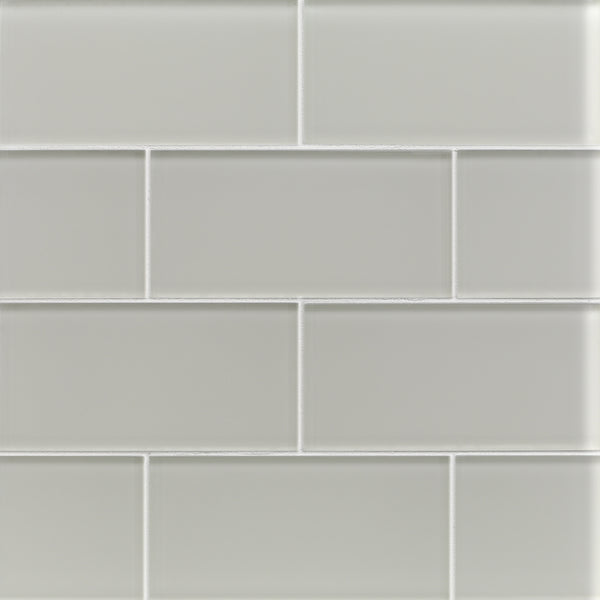 A close-up of a wall featuring Tomei 3