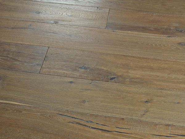 Close-up of Baldwin Hills 6